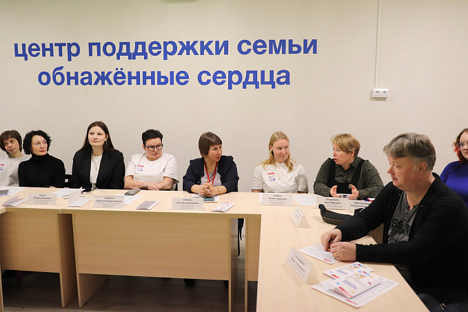 Круглый стол, посвященный жизнеустройству людей с аутизмом и интеллектуальными нарушениями, прошел в Нижнем Новгороде